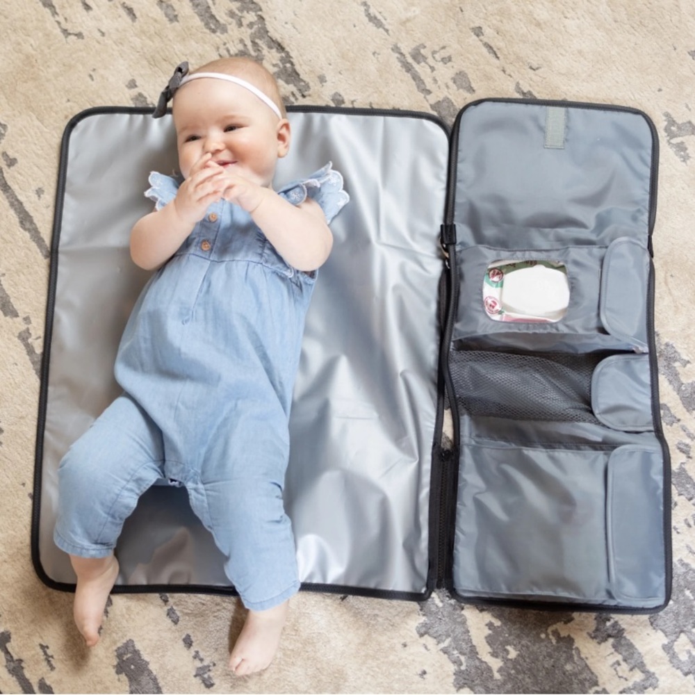 Monbebe Portable Diaper Changing Station- Gray